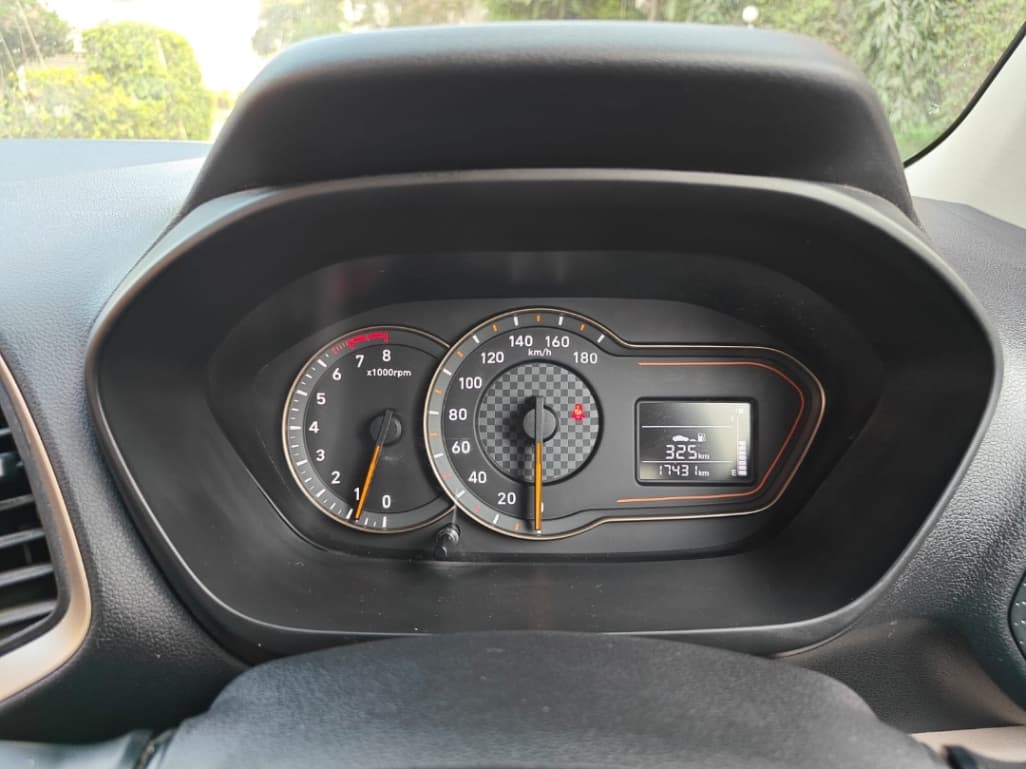 INTERIOR image for Santro | Hooter