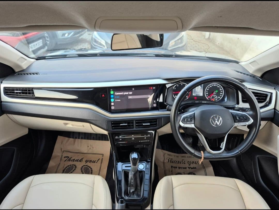INTERIOR image for Virtus | Hooter