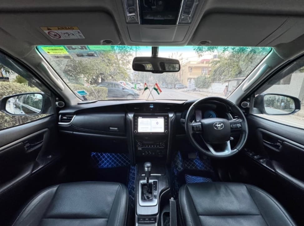 INTERIOR image for Fortuner | Hooter