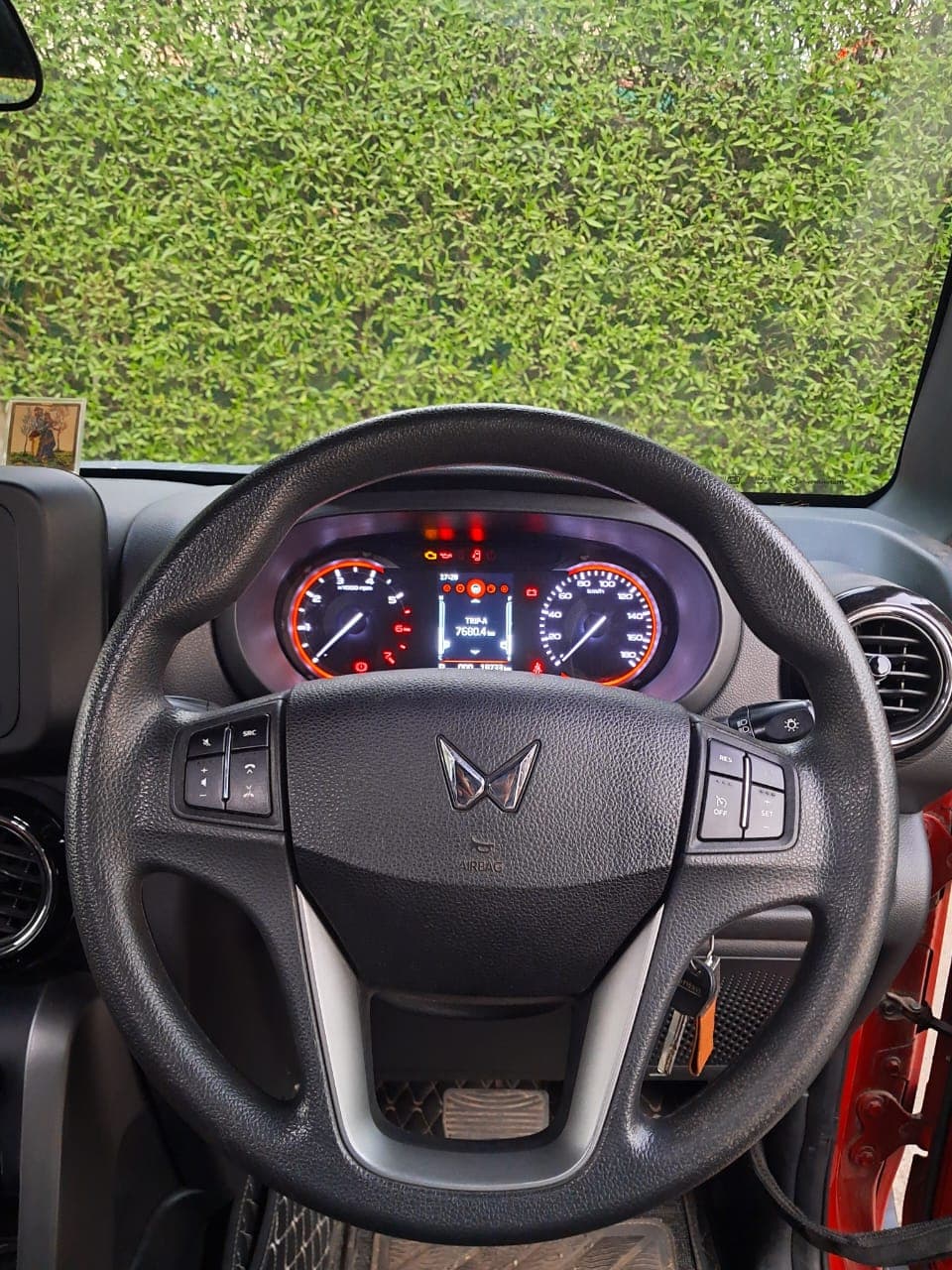 INTERIOR image for THAR LX P AT 2WD 4S HT | Hooter