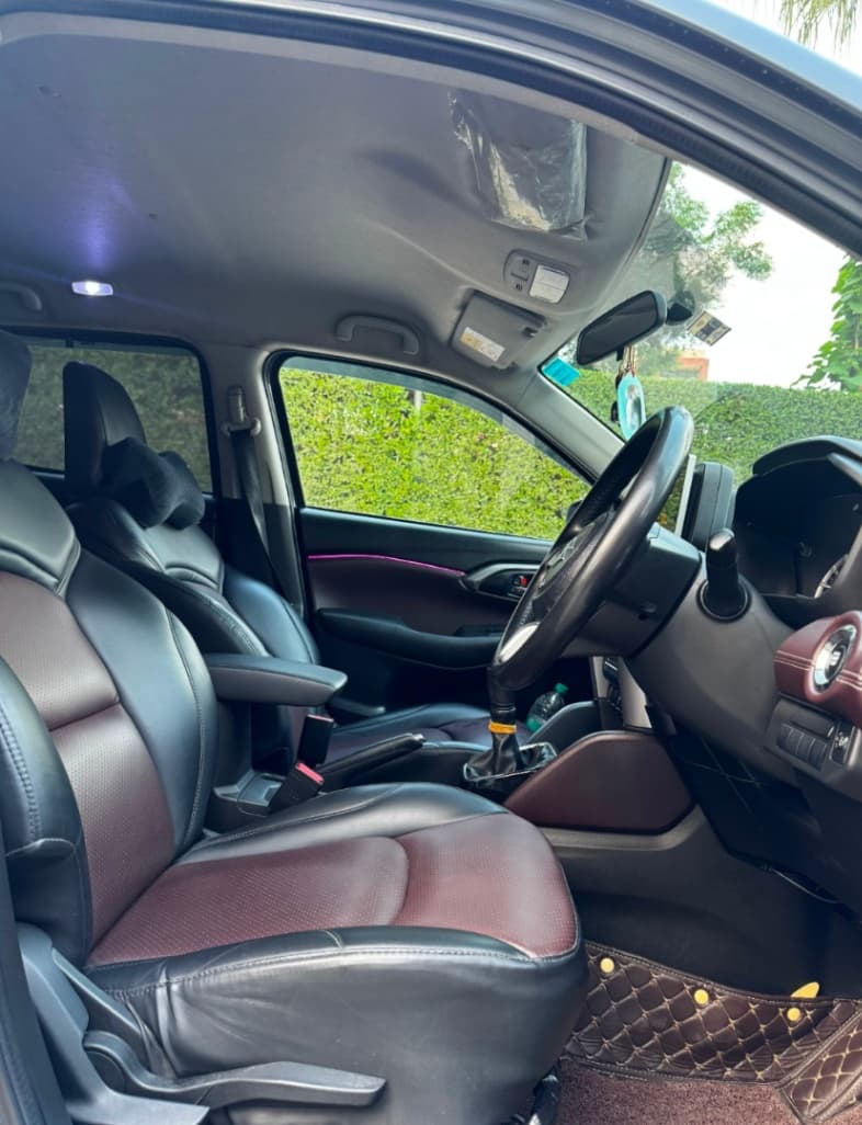INTERIOR image for G VITARA SMART HYBRID DELTA | Hooter