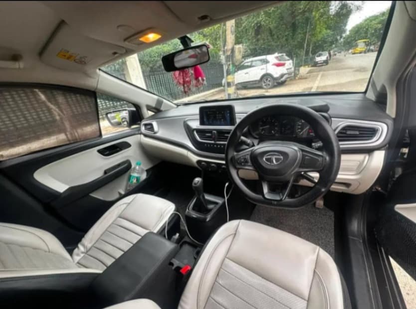 INTERIOR image for ALTROZ | Hooter