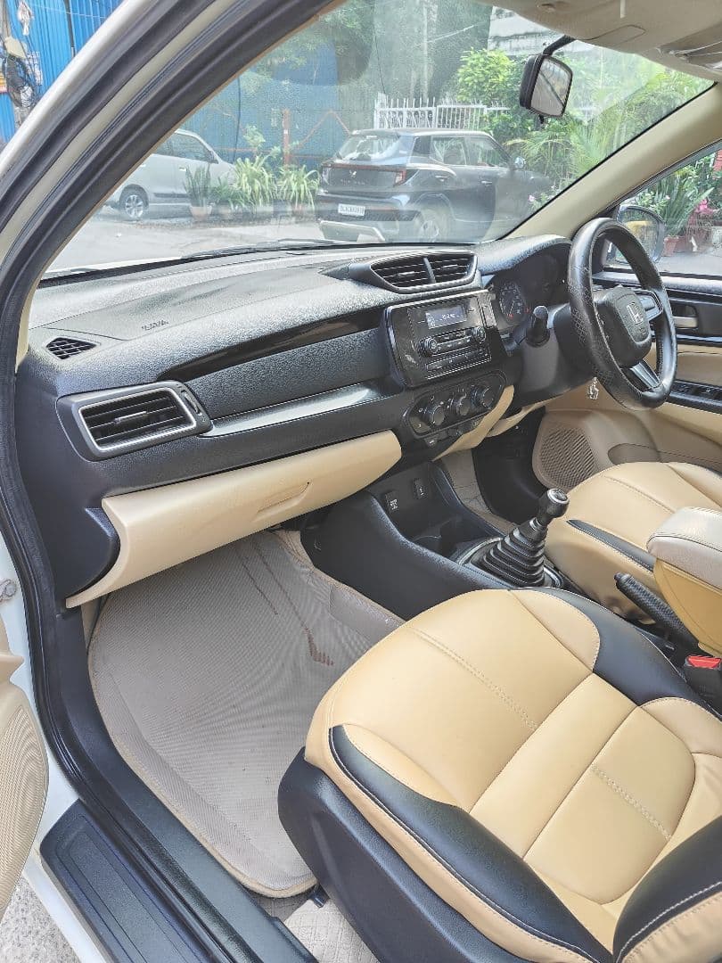 INTERIOR image for AMAZE 1.2 S MT (I-VTEC) | Hooter
