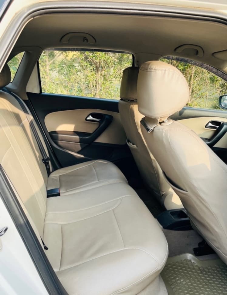 INTERIOR image for POLO