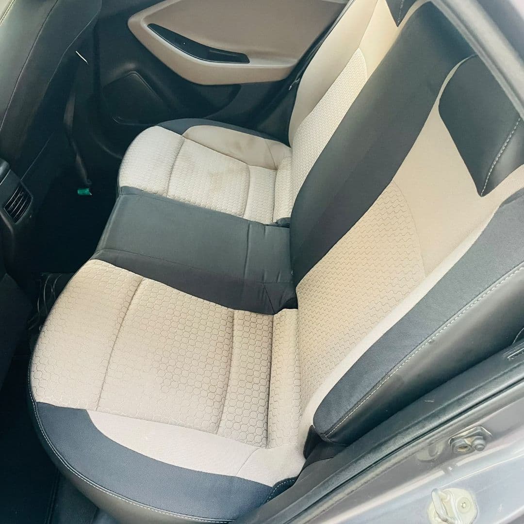 INTERIOR image for I20 SPORTZ VTVT | Hooter