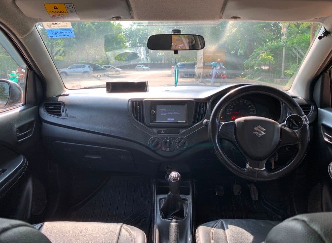 INTERIOR image for MARUTI BALENO SIGMA PETROL | Hooter