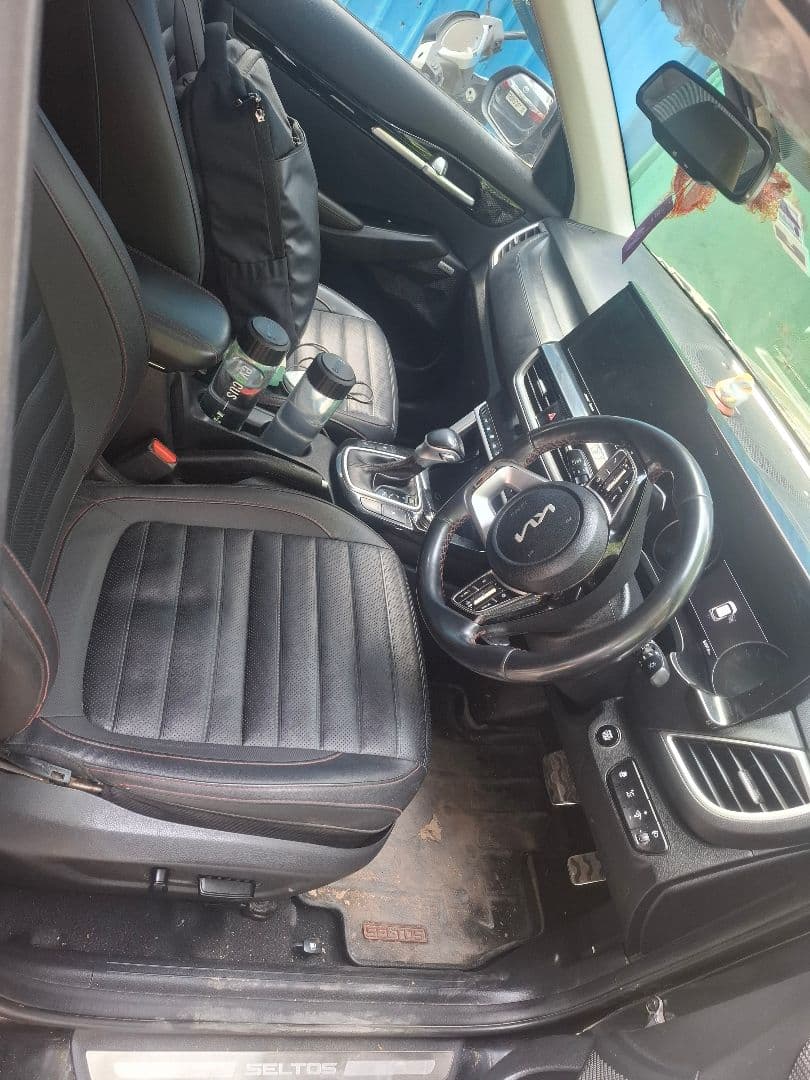 INTERIOR image for Seltos [2022-2023] | Hooter