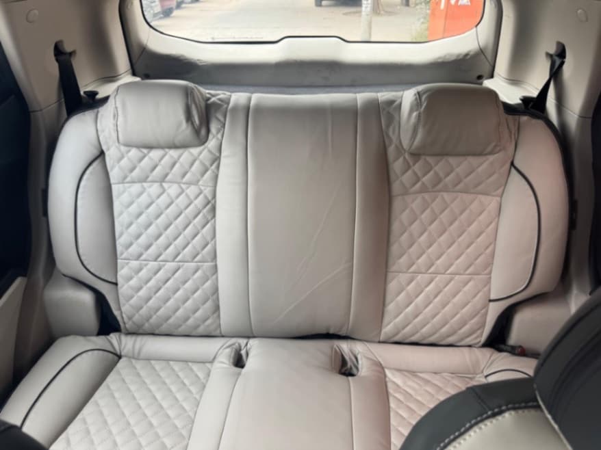 INTERIOR image for XUV300 [2019-2024] | Hooter
