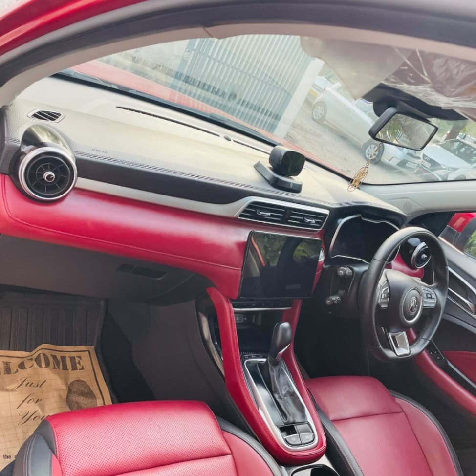 INTERIOR image for Astor | Hooter