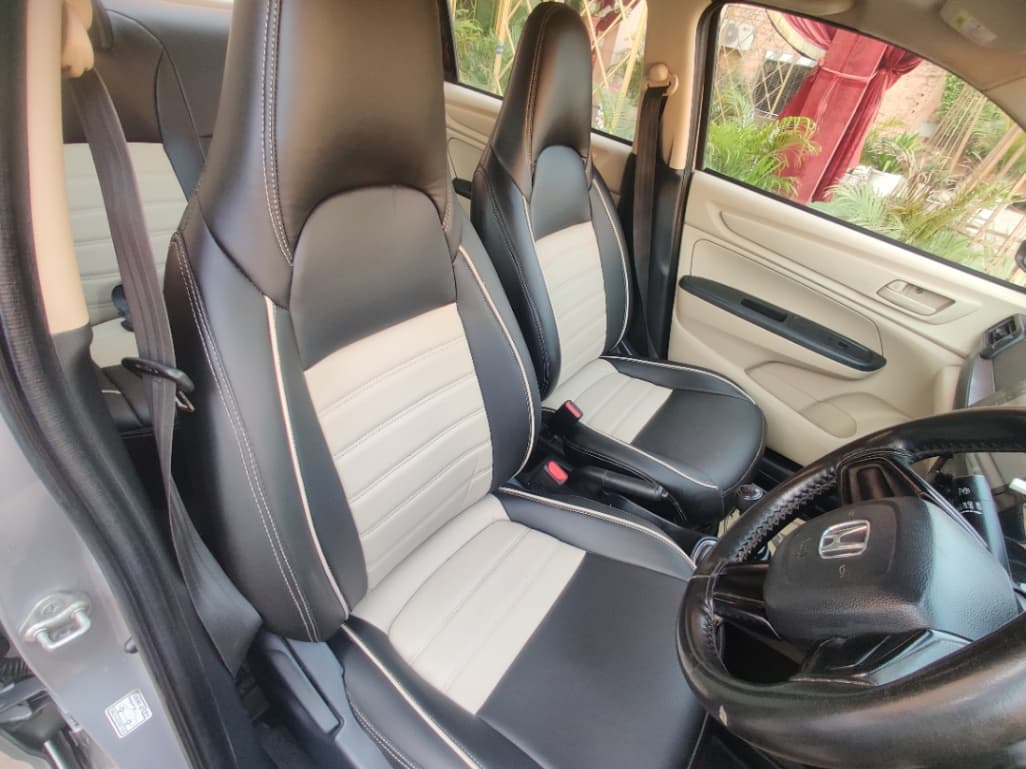 INTERIOR image for Amaze | Hooter