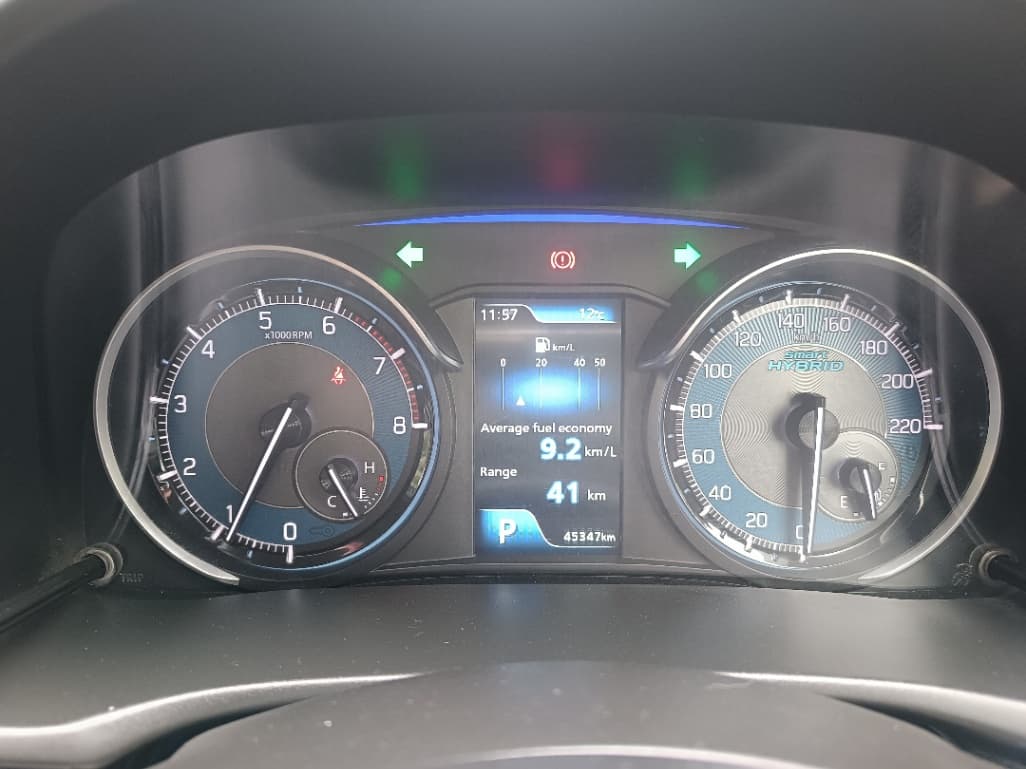 INTERIOR image for XL6 SMART HYBRID ALPHA+ AT