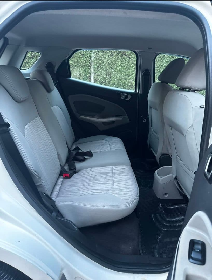 INTERIOR image for 1.5 ECOSPORT PTL TIT AT | Hooter
