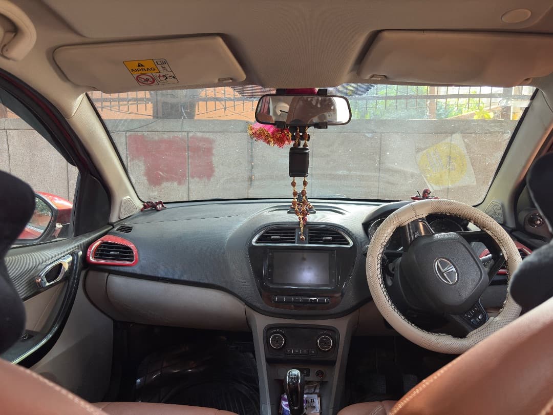 INTERIOR image for Tiago [2016-2020] | Hooter