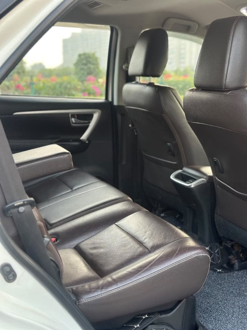 INTERIOR image for Fortuner | Hooter