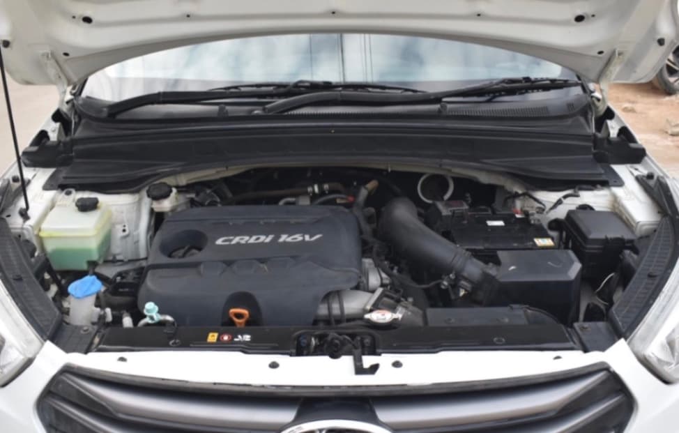 INTERIOR image for CRETA 1.5 MPI MT S