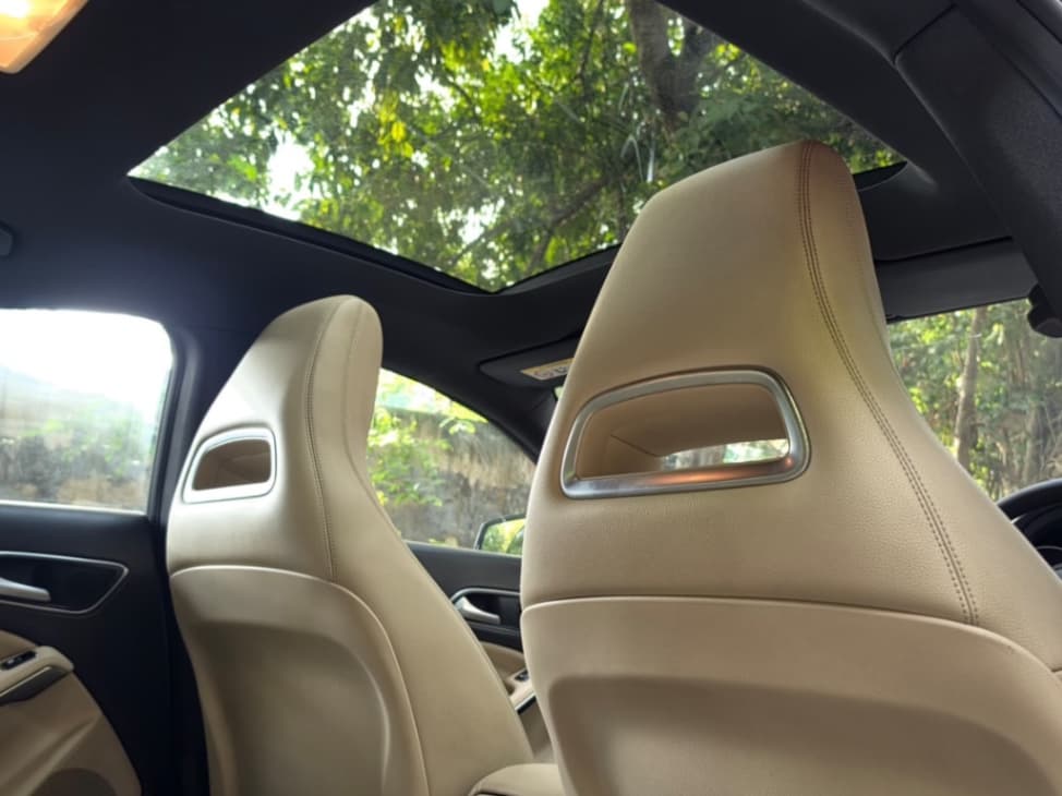 INTERIOR image for CLA | Hooter