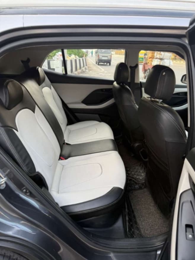 INTERIOR image for Creta | Hooter