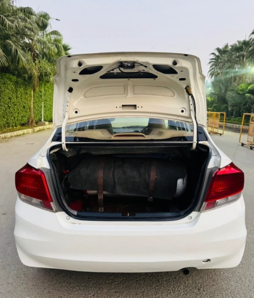 INTERIOR image for AMAZE 1.2 S MT