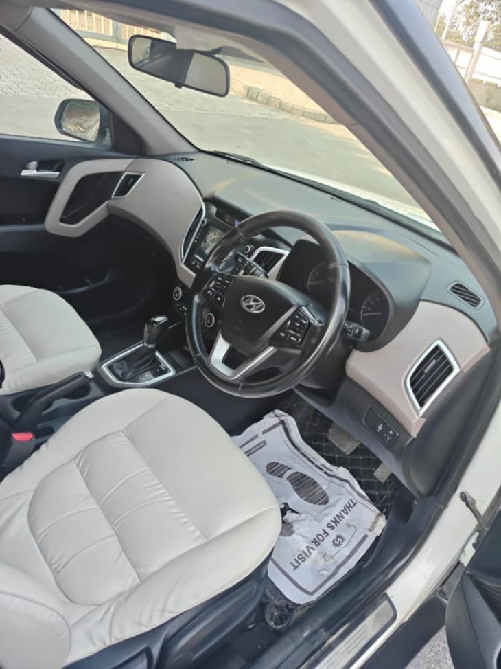 INTERIOR image for Creta | Hooter