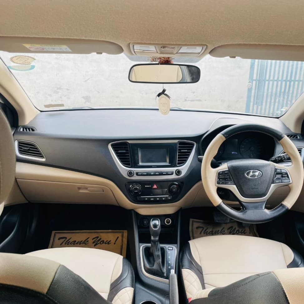 INTERIOR image for VERNA 1.6 VTVT AUTO EX | Hooter