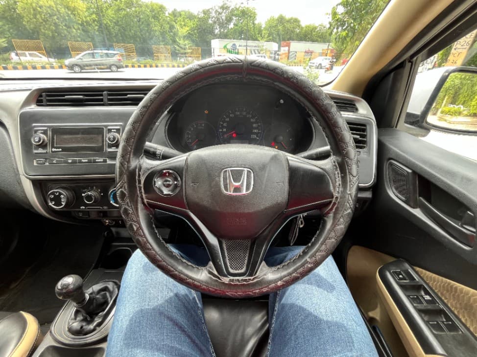 INTERIOR image for CITY | Hooter