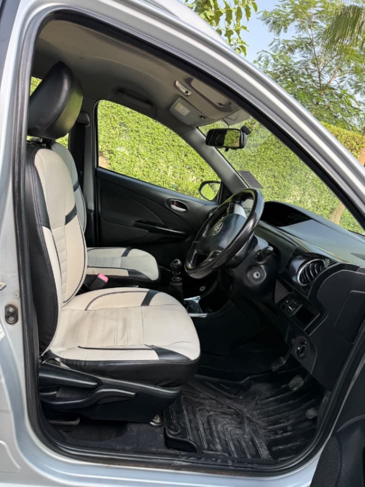 INTERIOR image for Etios [2016-2020] | Hooter