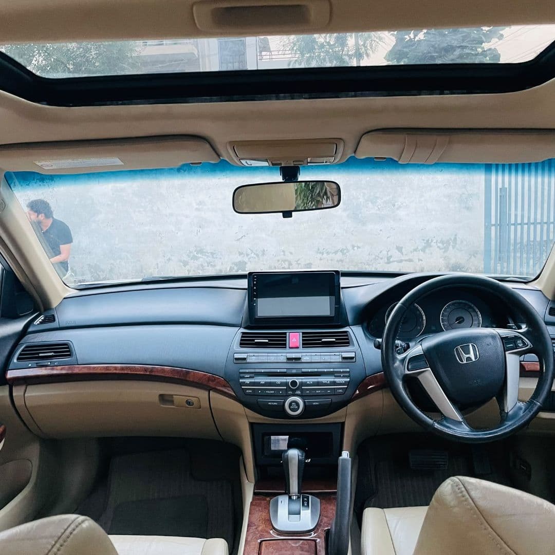 INTERIOR image for HONDA ACCORD AT BS-4 | Hooter