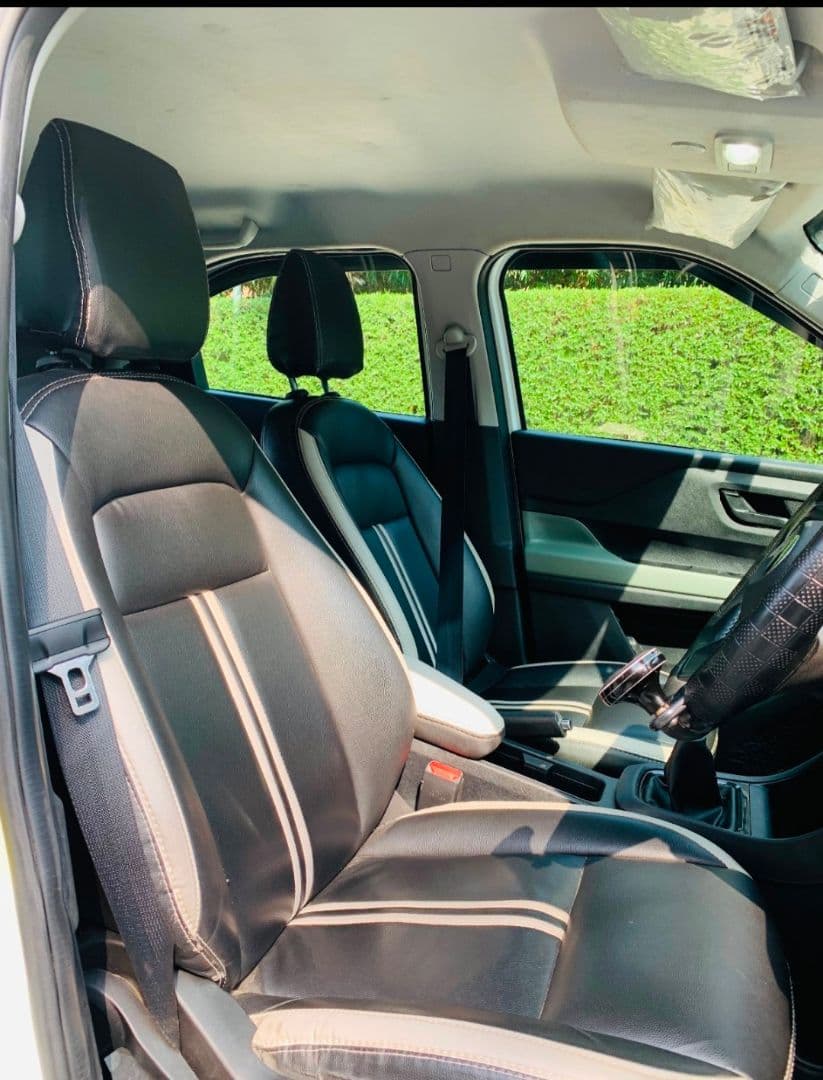 INTERIOR image for PUNCH ADV + 1.2 CNG | Hooter