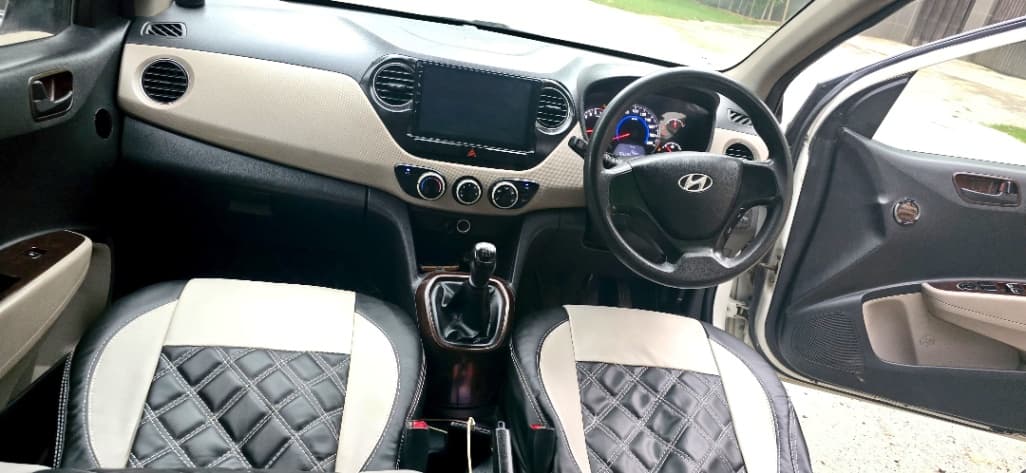 INTERIOR image for Grand i10 Magna 1.2 Solid | Hooter