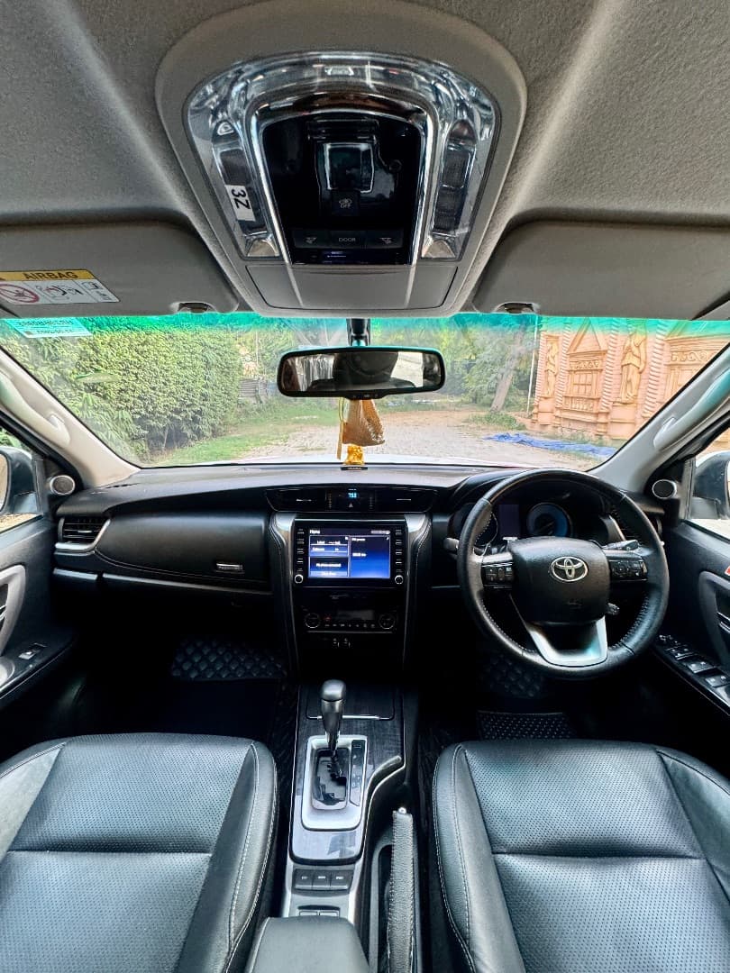 INTERIOR image for Fortuner | Hooter
