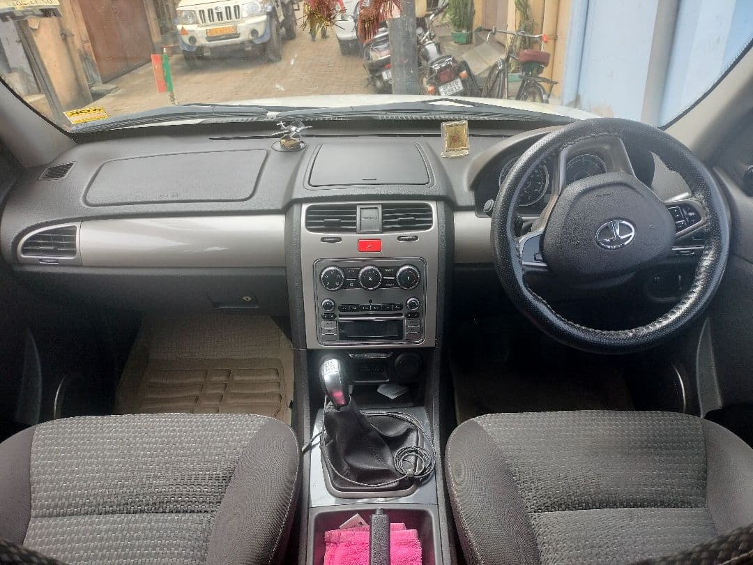 INTERIOR image for Safari Storme [2012-2015] | Hooter