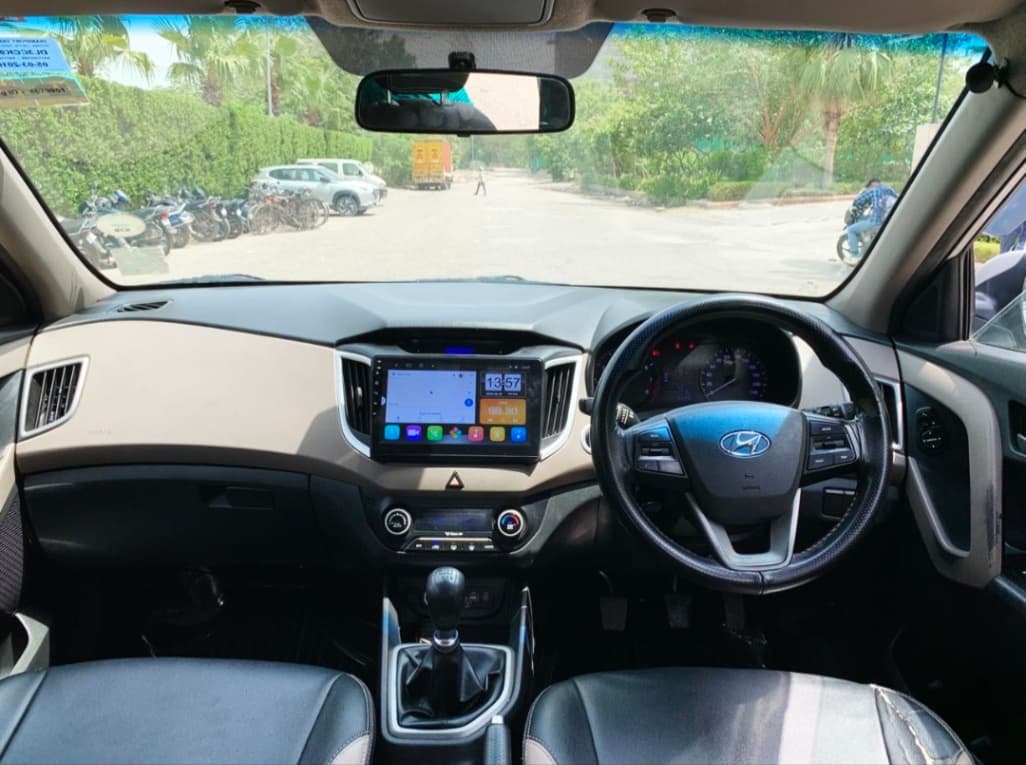 INTERIOR image for CRETA 1.6 VTVT SX+ | Hooter