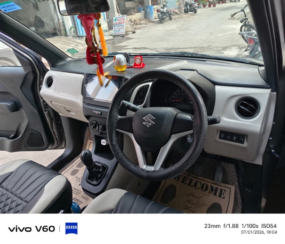 INTERIOR image for WAGON | Hooter