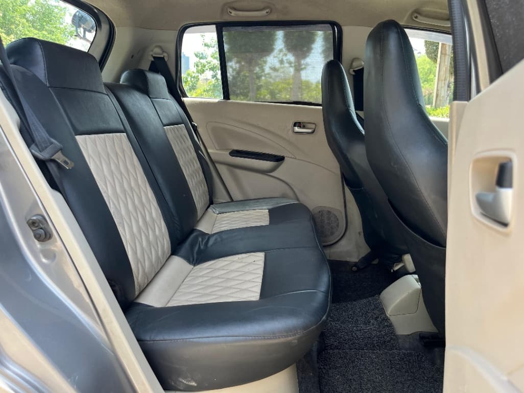 INTERIOR image for CELERIO | Hooter
