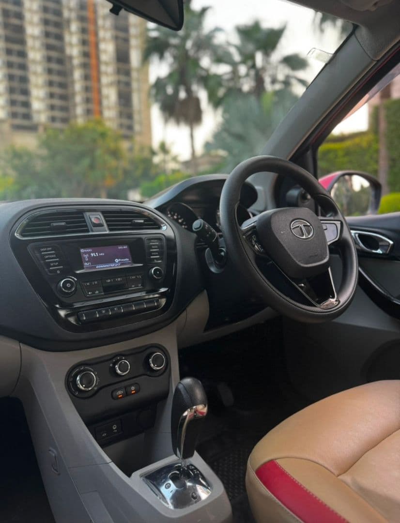 INTERIOR image for TATA TIAGO XZA 1.2 RTN BS4 | Hooter