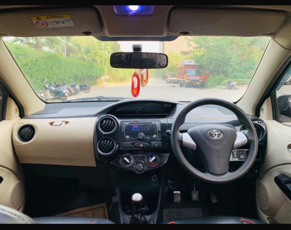 Toyota Etios Liva