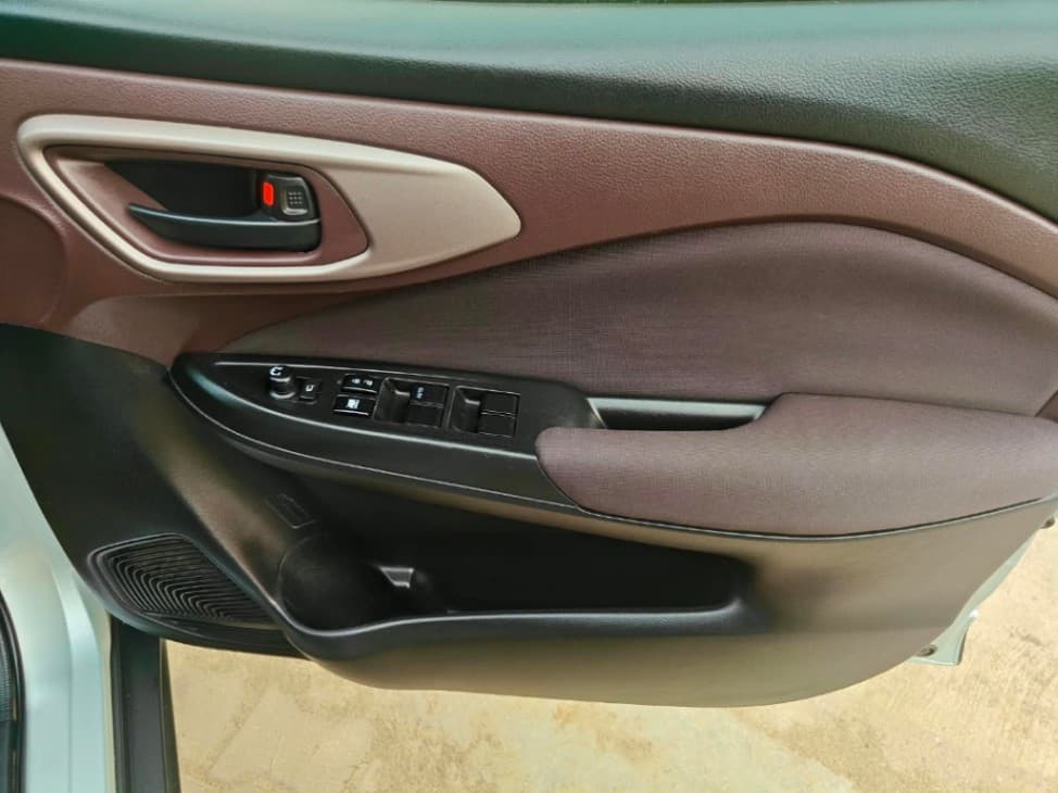 INTERIOR image for Taisor | Hooter