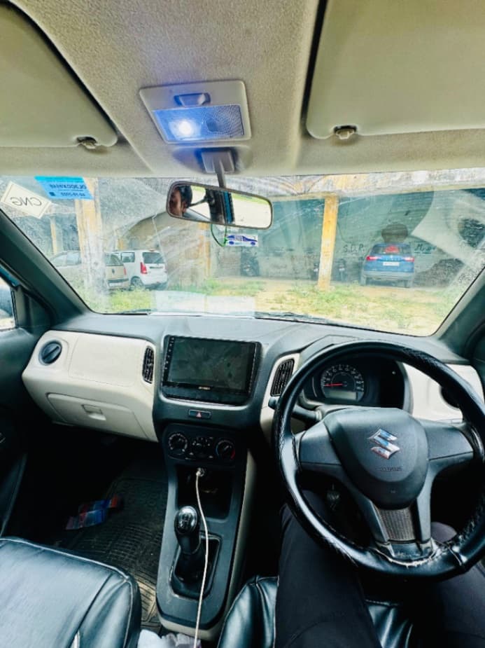 INTERIOR image for 2022 | Hooter