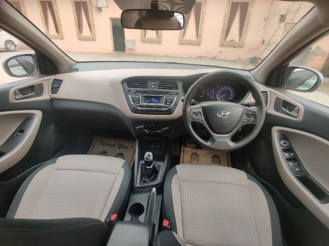 INTERIOR image for I20 DIESEL | Hooter