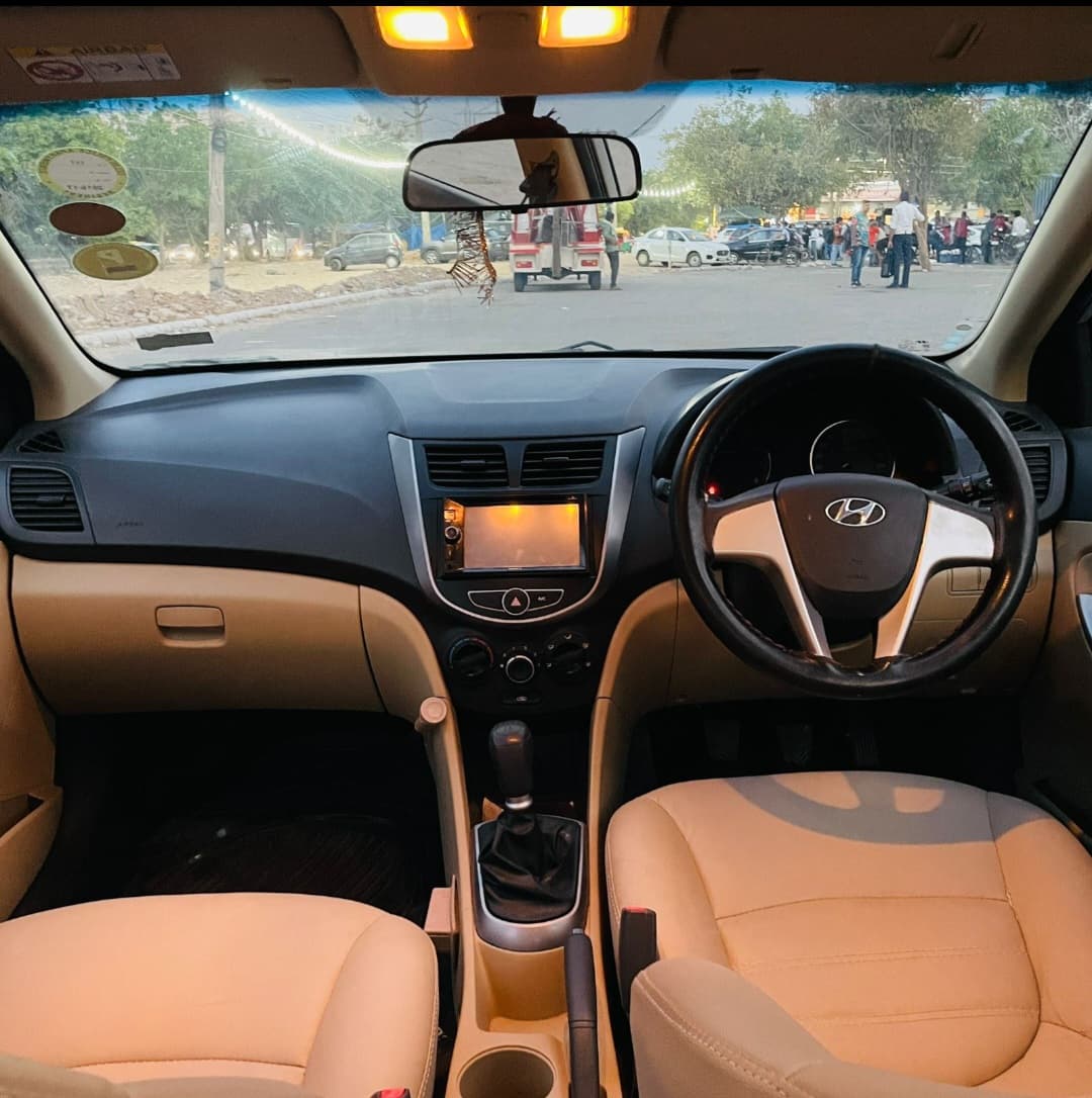 INTERIOR image for VERNA FL VTVT