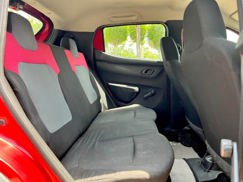 INTERIOR image for KWID | Hooter