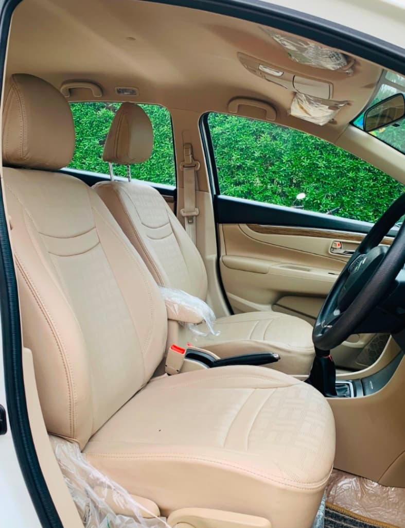INTERIOR image for CIAZ SMART HYBRID ZETA | Hooter