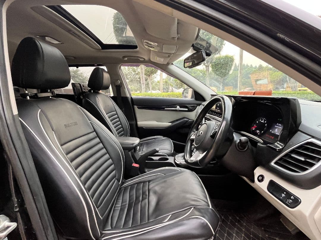 INTERIOR image for SELTOS G1.5 IVT HTX | Hooter