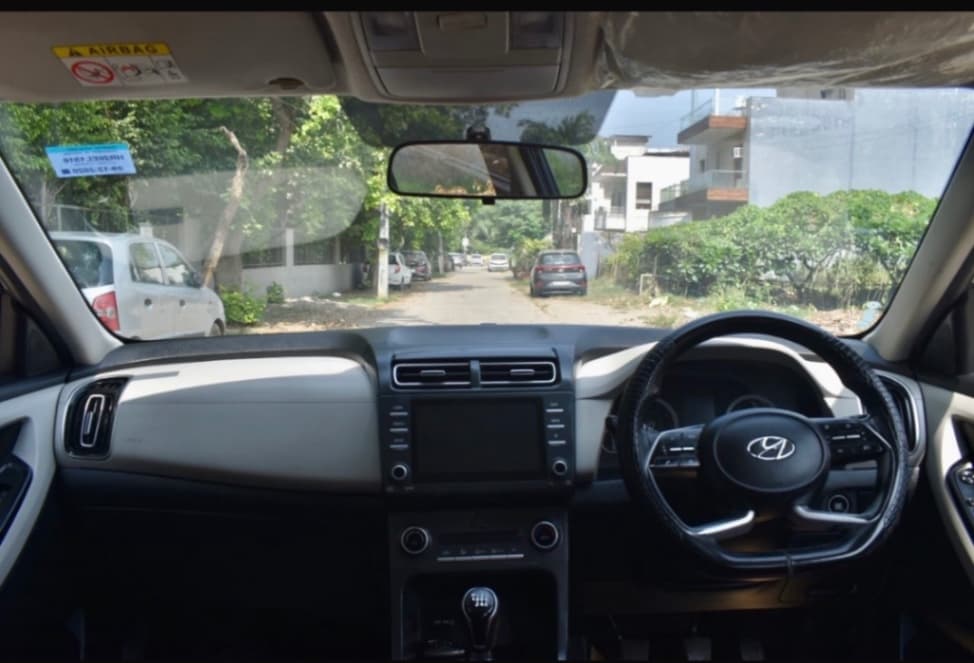 INTERIOR image for Creta | Hooter