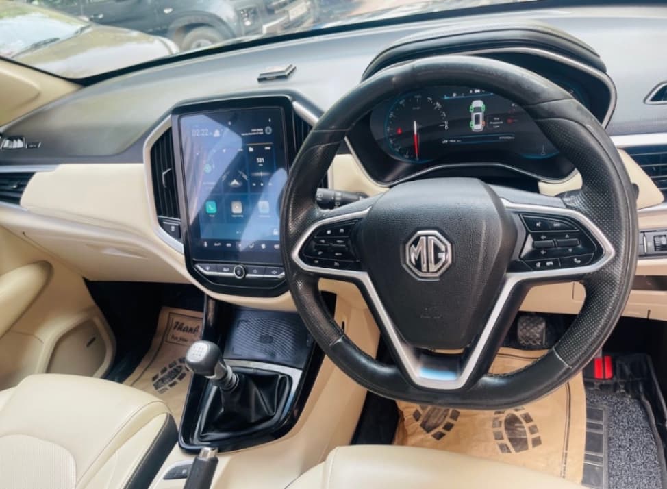 MG Hector [2021-2023]