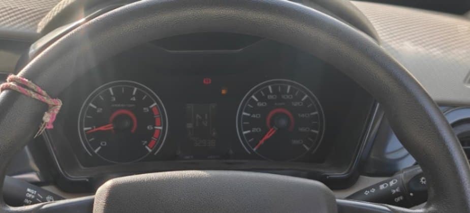 INTERIOR image for MAHINDRA KUV100 K2 MFALCONG80 | Hooter