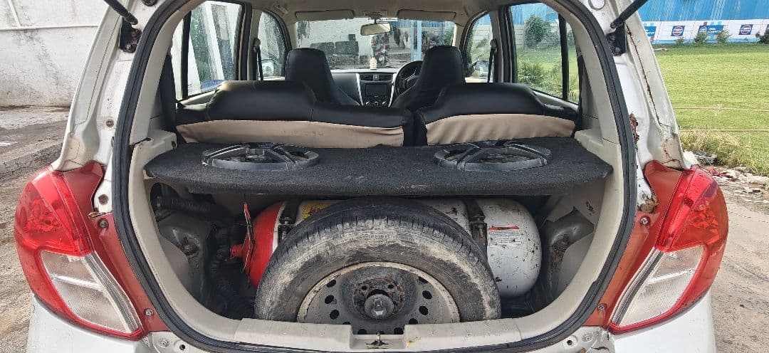 INTERIOR image for MARUTI CELERIO VXI GREEN | Hooter