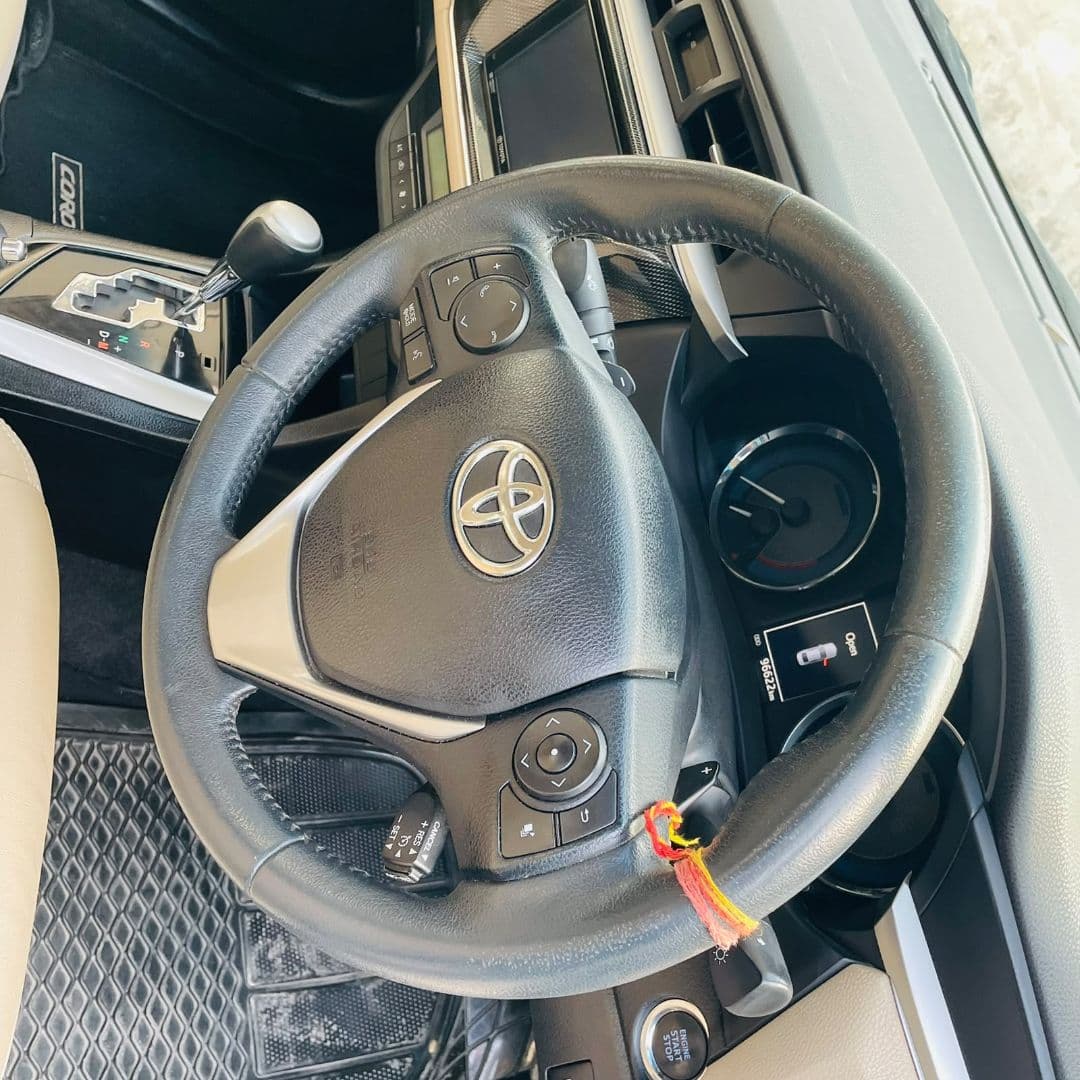 INTERIOR image for COROLLA ALTIS | Hooter