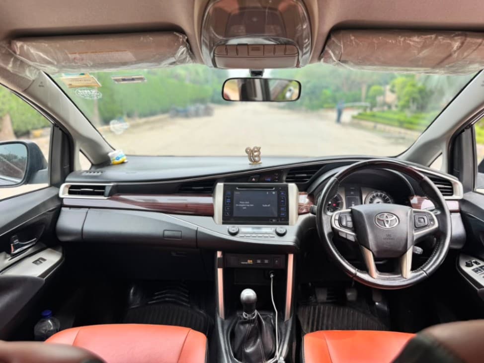 INTERIOR image for INNOVA CRYSTA 2.4 Z | Hooter
