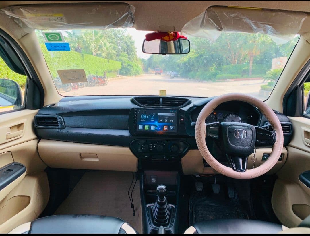 INTERIOR image for AMAZE 1.2 E MT (I-VTEC) | Hooter